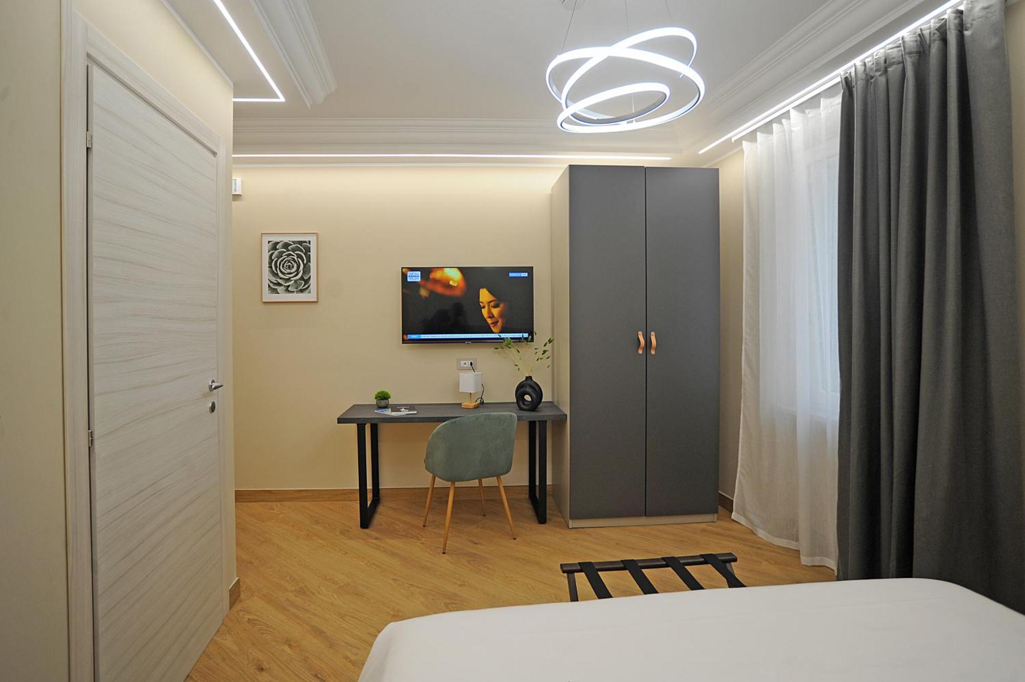 Mom Apartment Rooms&Suites Tivoli Exteriör bild